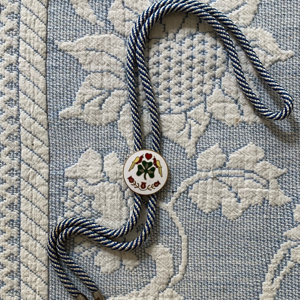 Vintage Amish Enamel Bolo Tie